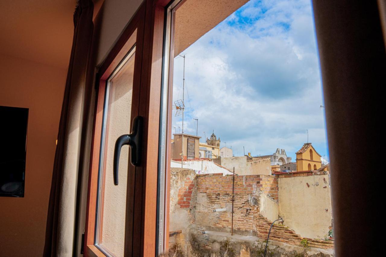 Apartamento 2 En La Muralla Romana Junto A La Catedral タラゴナ エクステリア 写真